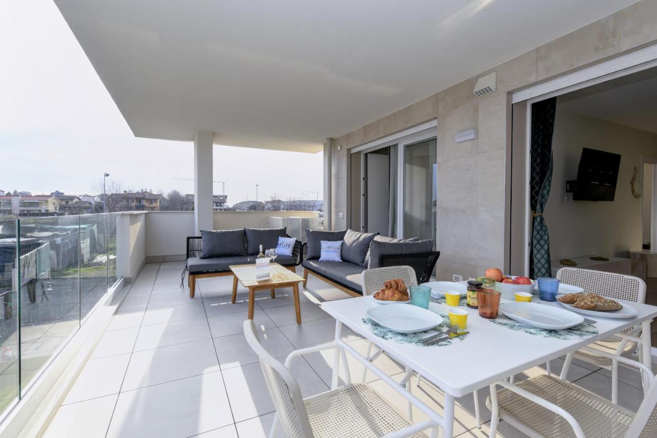 Opalia Residence - Garda Lake Lifestyle Apartment 佩斯基耶拉德加达 外观 照片