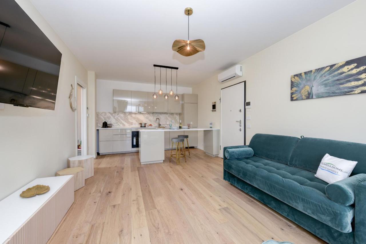 Opalia Residence - Garda Lake Lifestyle Apartment 佩斯基耶拉德加达 外观 照片